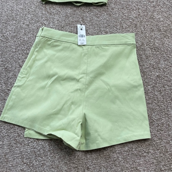 Garage green two piece skort set - Picture 5 of 9